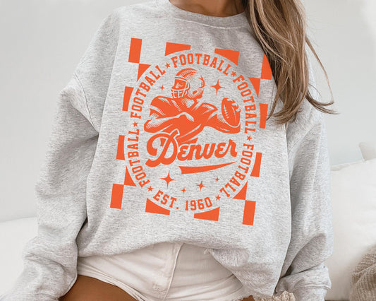 Denver Broncos Football Crewneck Sweatshirt Vintage Style T-Shirt