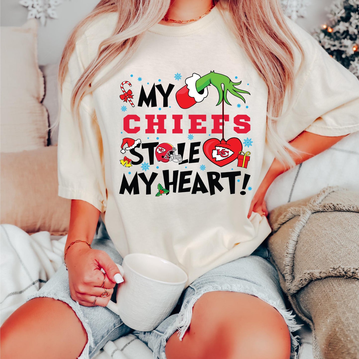 Kansas City Chiefs Grinch Christmas Shirt & Sweatshirt