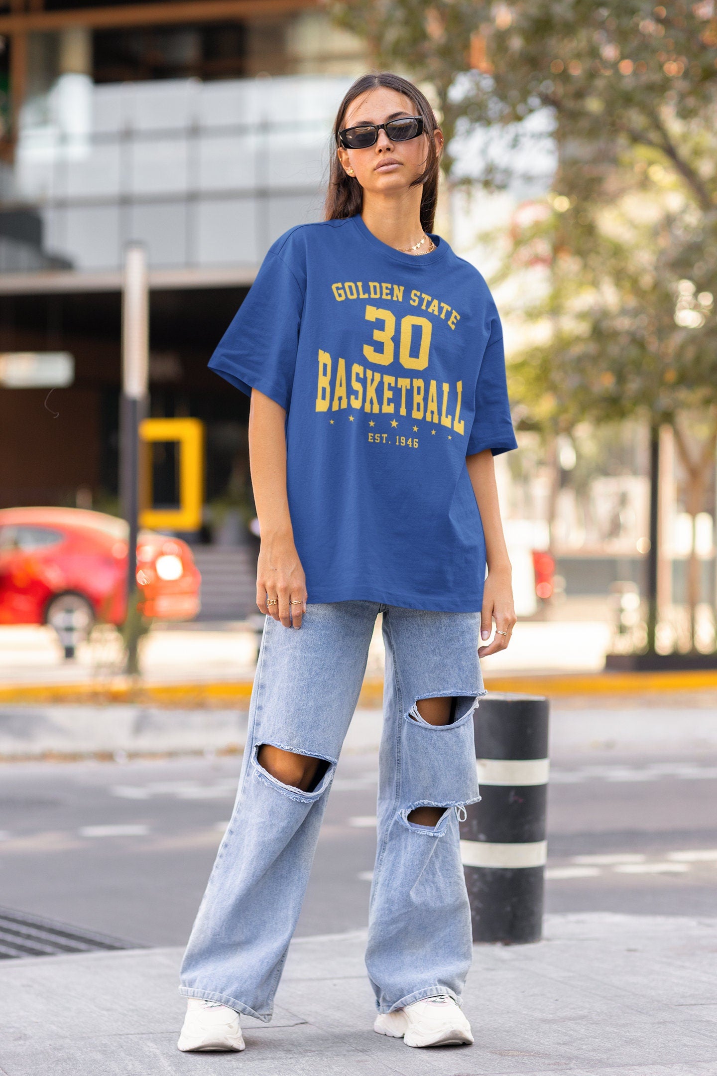 Customized Golden State Warriors Sweatshirt & Vintage Basketball T-Shirt