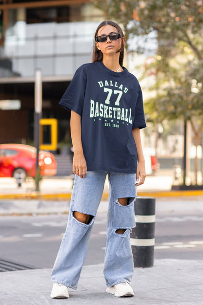 Customized Dallas Mavericks Crewneck Sweatshirt Vintage Basketball T-Shirt