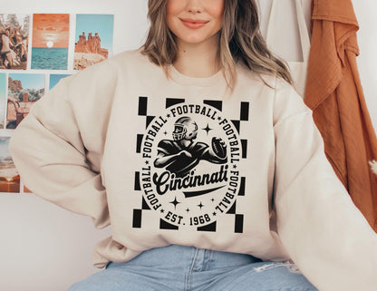 Cincinnati Bengals Vintage Style Football Crewneck Sweatshirt T-Shirt