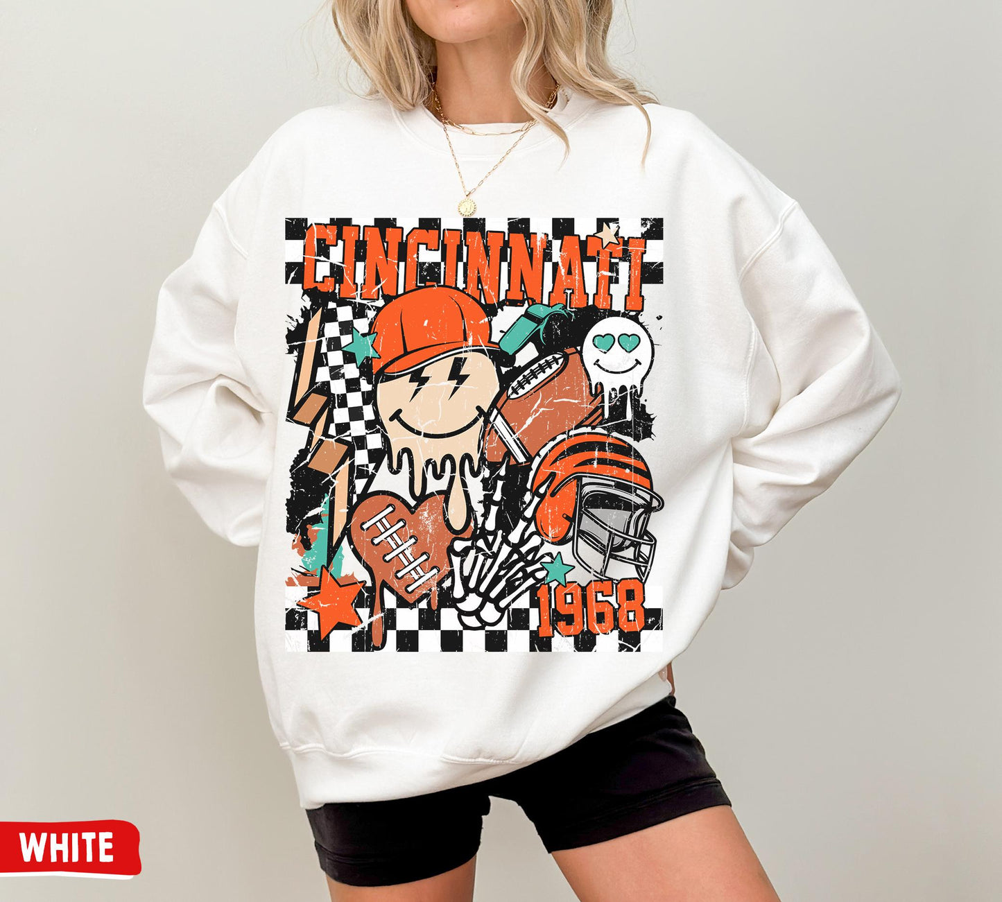 Cincinnati Football Crewneck Sweatshirt T-Shirt - Retro Bengals Fan Gift