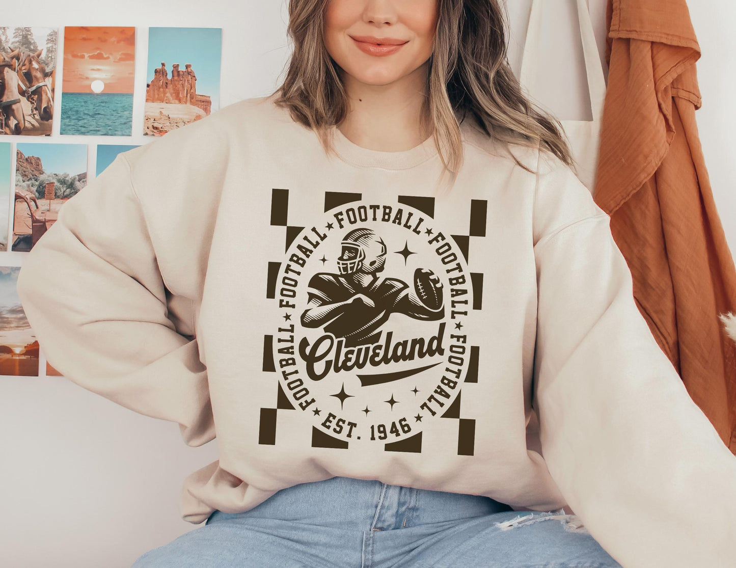 Cleveland Browns Football Vintage Style Crewneck Sweatshirt T-Shirt