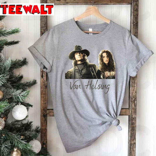 Kate Beckinsale In Van Helsing Unisex T-Shirt