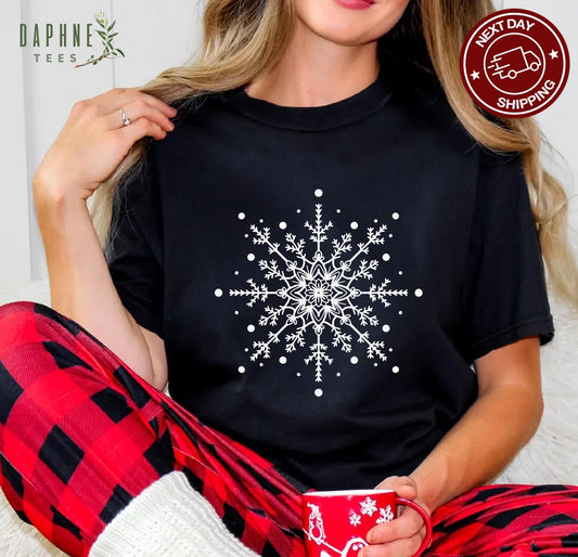 Snowflake Merry Christmas Graphic Tee