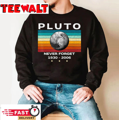 Never Forget Pluto, Retro Style Space, Science, astronomy T-Shirt