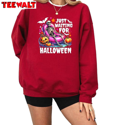 Halloween Skeleton Unisex Hoodie, Trendy Just Waiting For Halloween