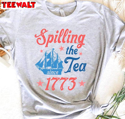 Trendy Usa Celebration Unisex Hoodie, Groovy Spilling Tea Since 1773