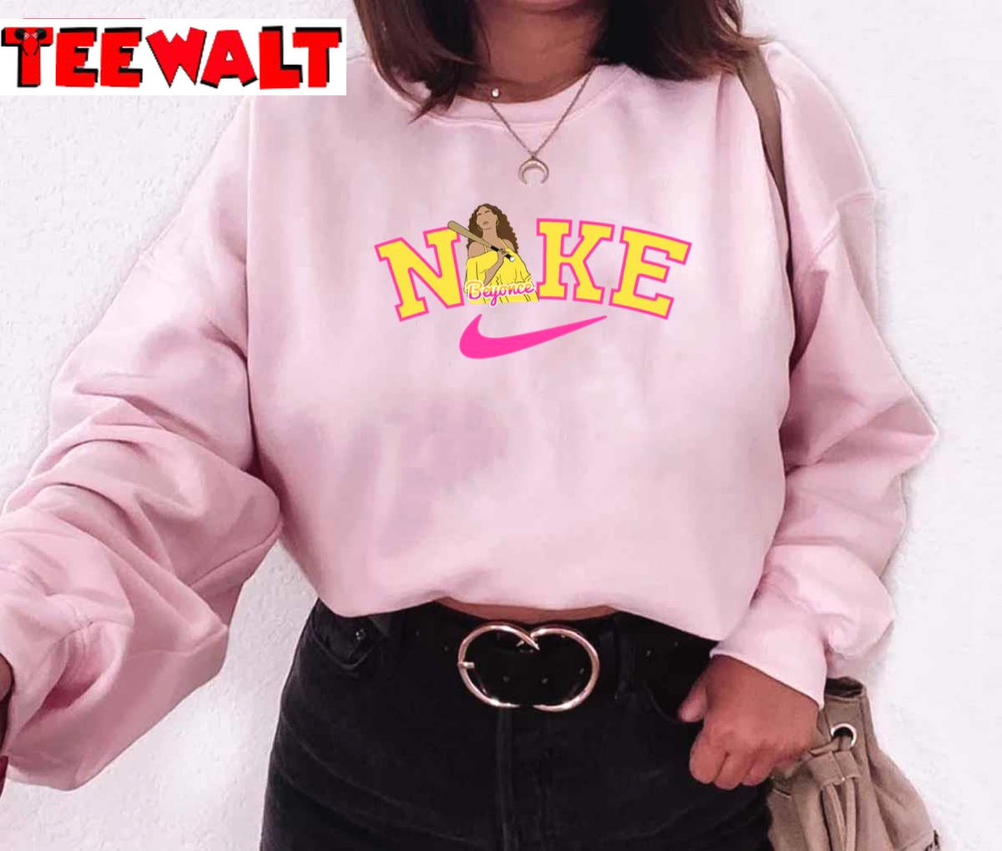 Beyonce X Nike Logo Minimalist Fanmade Unisex Sweatshirt