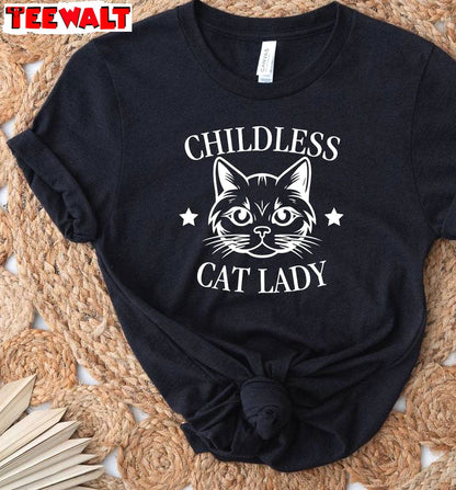 Basic Childless Cat Lady Shirt, 2024 Harris Presidential Election Hoodie T-shirt