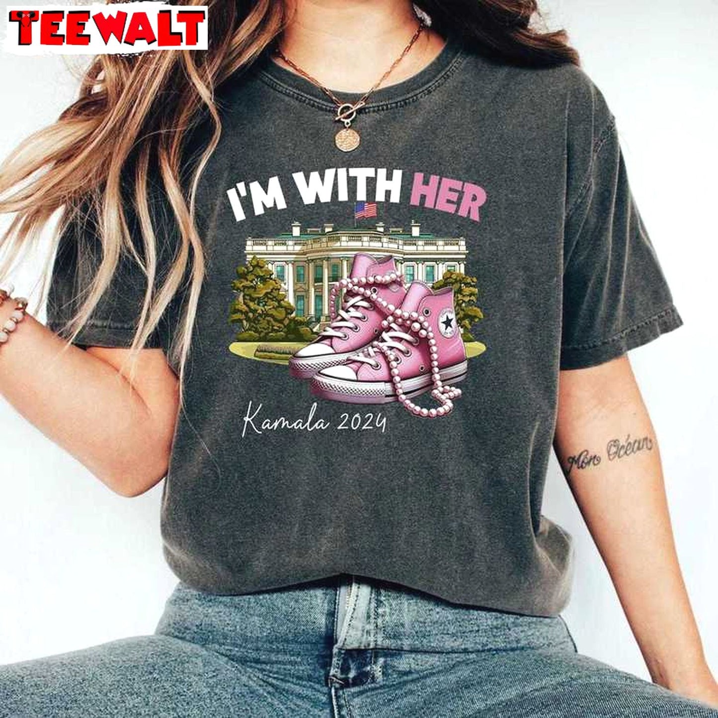 Sneakers And PearlsI'm With Her Kamala Shirt, 2024 Voter Hoodie Tank Top