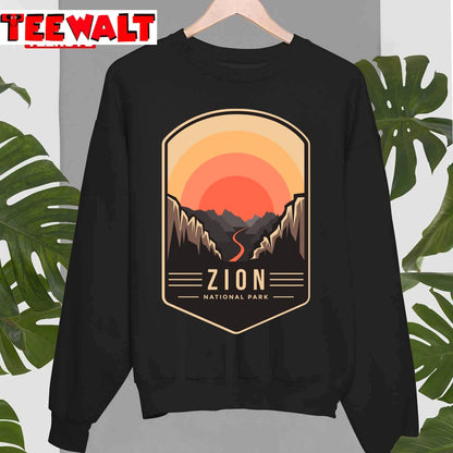 Zion National Park Vintage Unisex T-Shirt