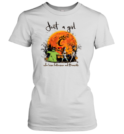 Just A Girl Who Love Halloween And Cincinnati Bearcats Football T-Shirt