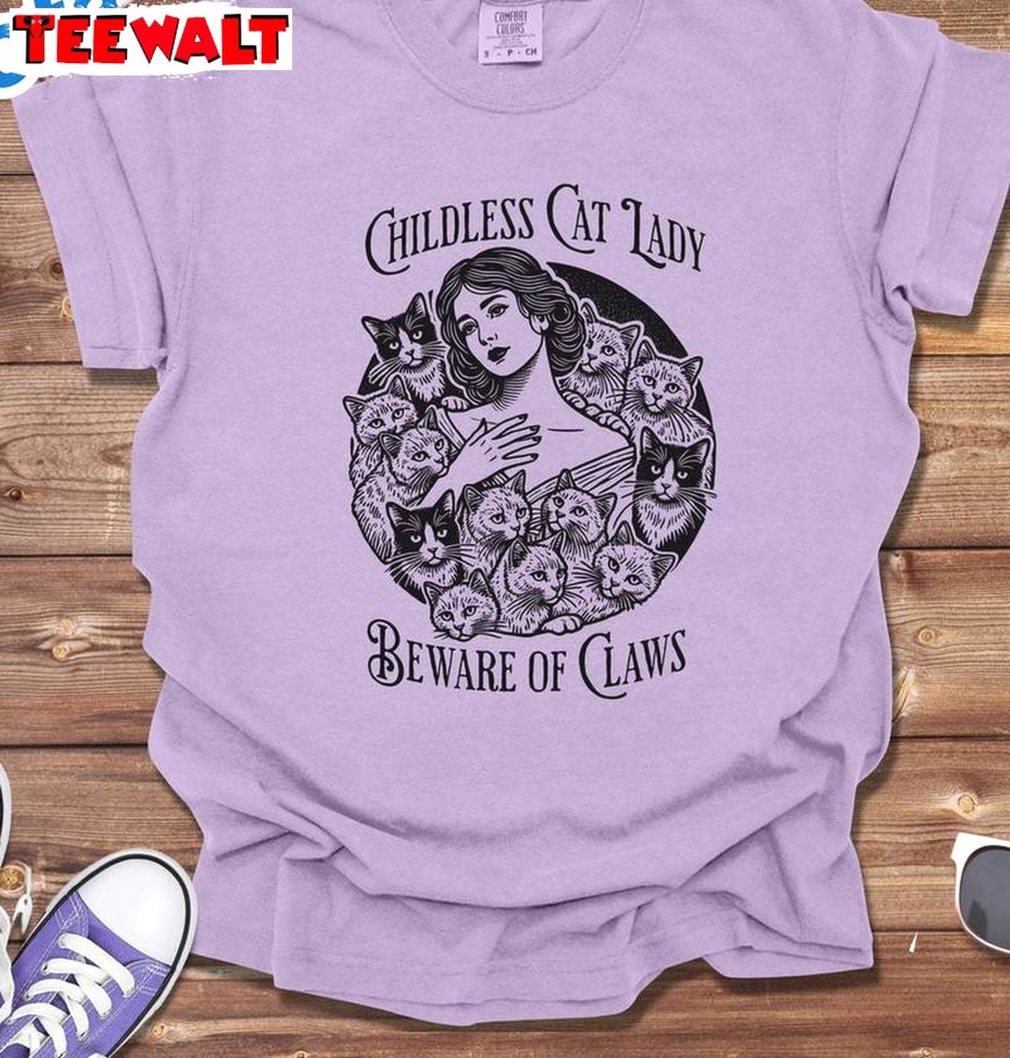 Elegant Childless Cat Lady Shirt, Beware Of Claws Short Sleeve Crewneck