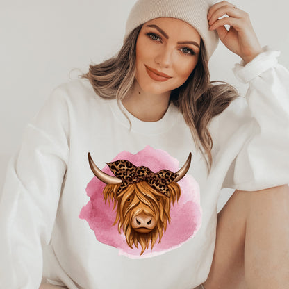 Highland Cow Sweatshirt - Farm Life Crewneck For Cow Lovers & Gifts