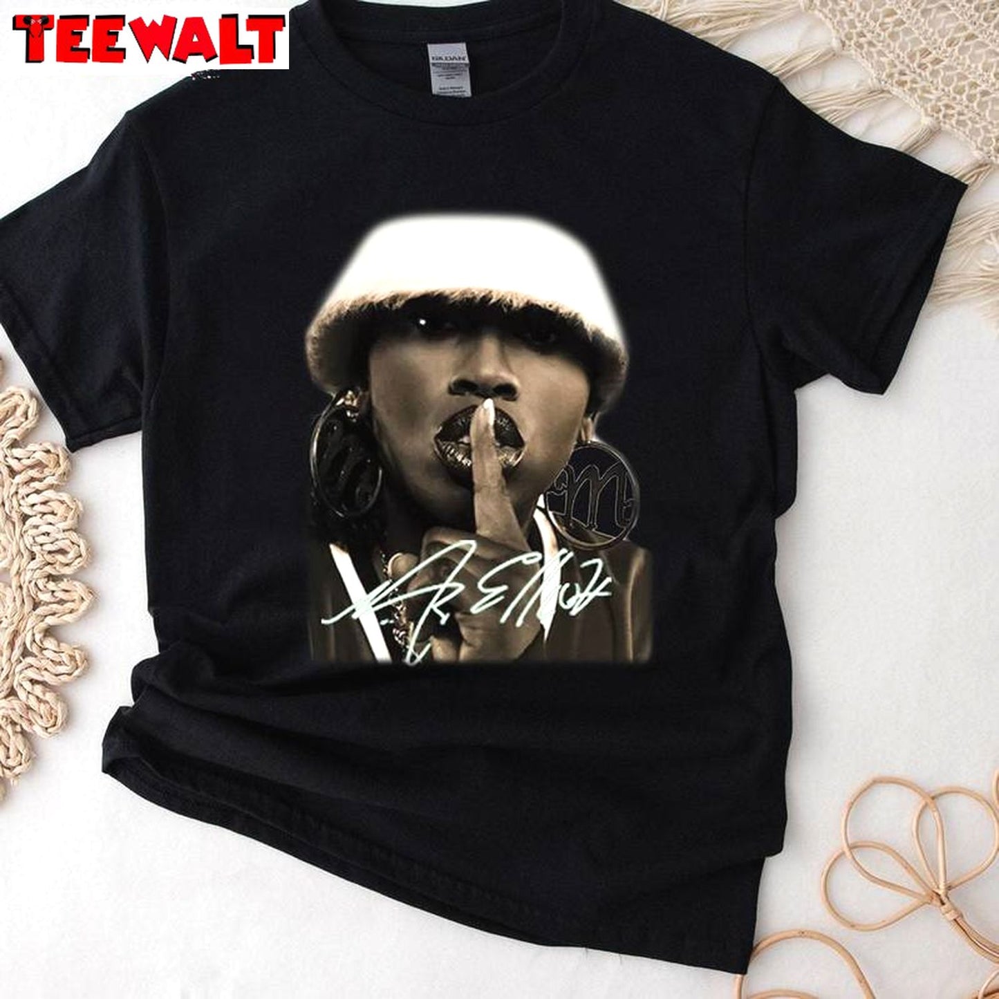 Groovy Missy Elliott Shirt, Trendy Missy Elliott Concert Crewneck Long Sleeve