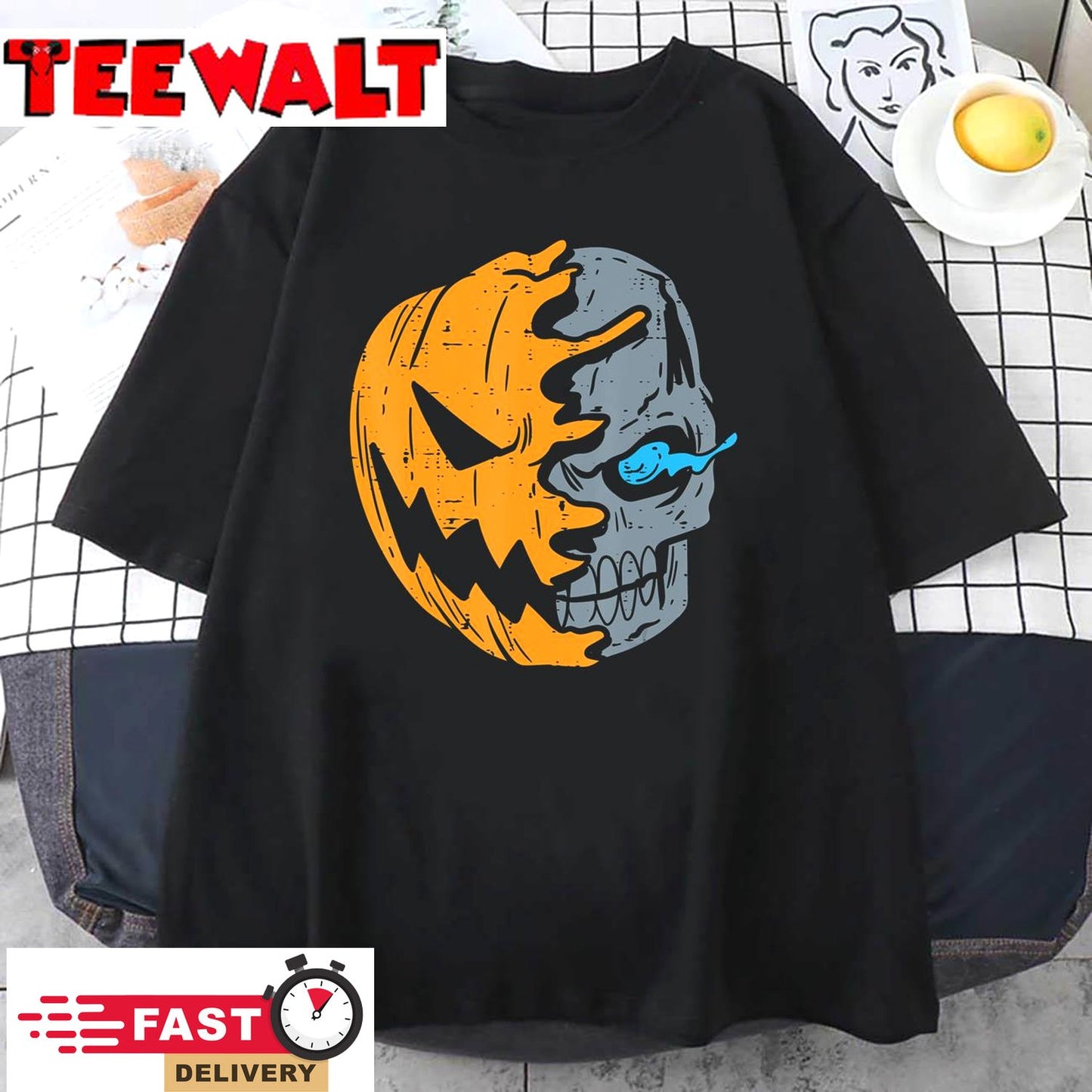 Half Skull Pumpkin Face Cool Scary Jack O Lantern Halloween T-Shirt