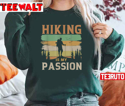 Hiking Is My Passion Retro Sunset Hiker Silhouette Unisex Hoodie