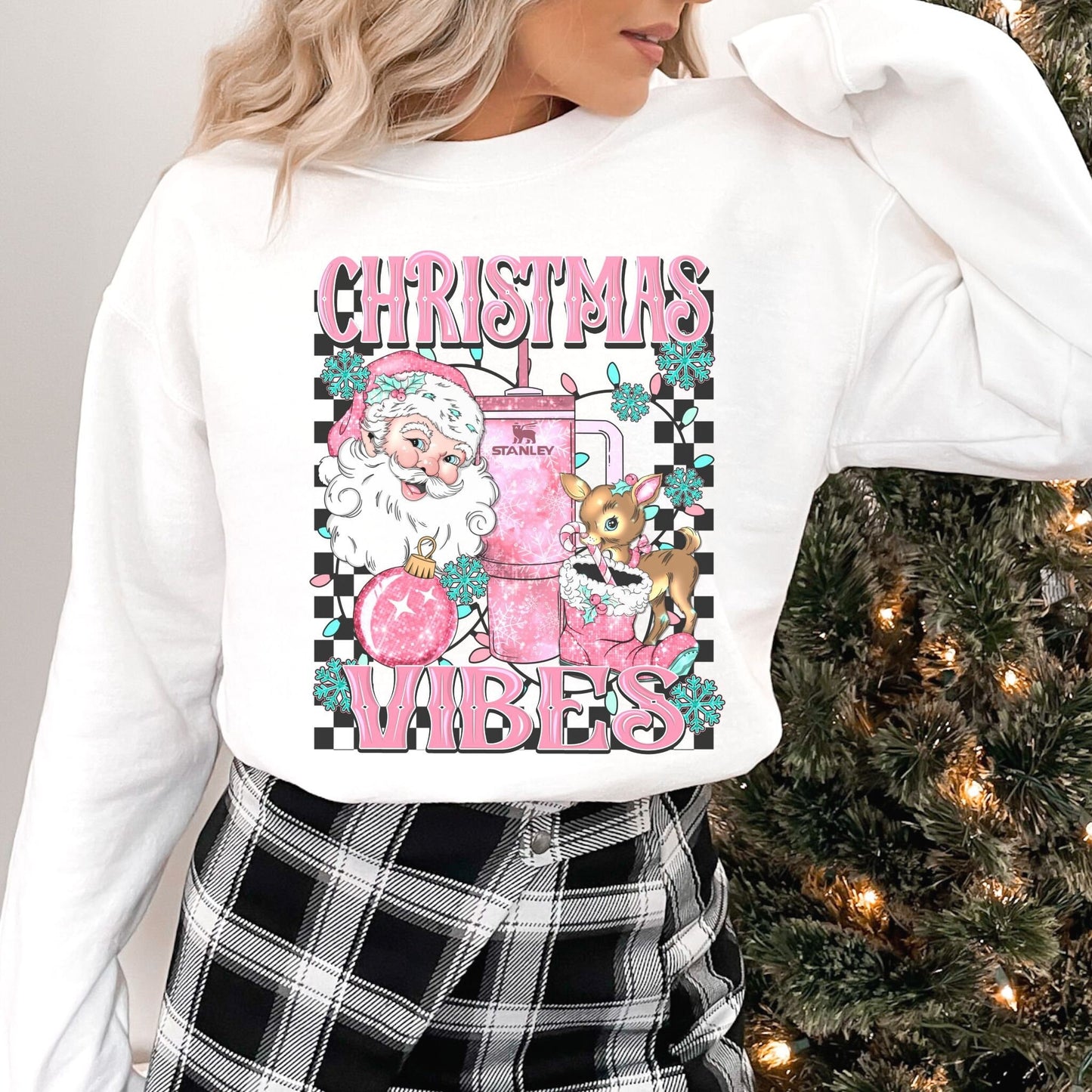 Trendy Pinkmas Sweatshirt With Santa & Reindeer