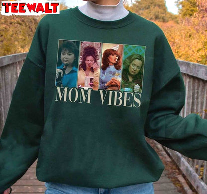 Mom Vibes Shirt, Funny Sarcastic Mom Sitcom Unisex Hoodie Short Sleeve