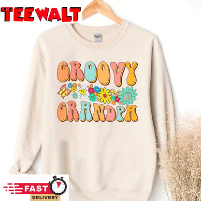 Retro Groovy Birthday Family Matching Cute Groovy Grandpa T-Shirt