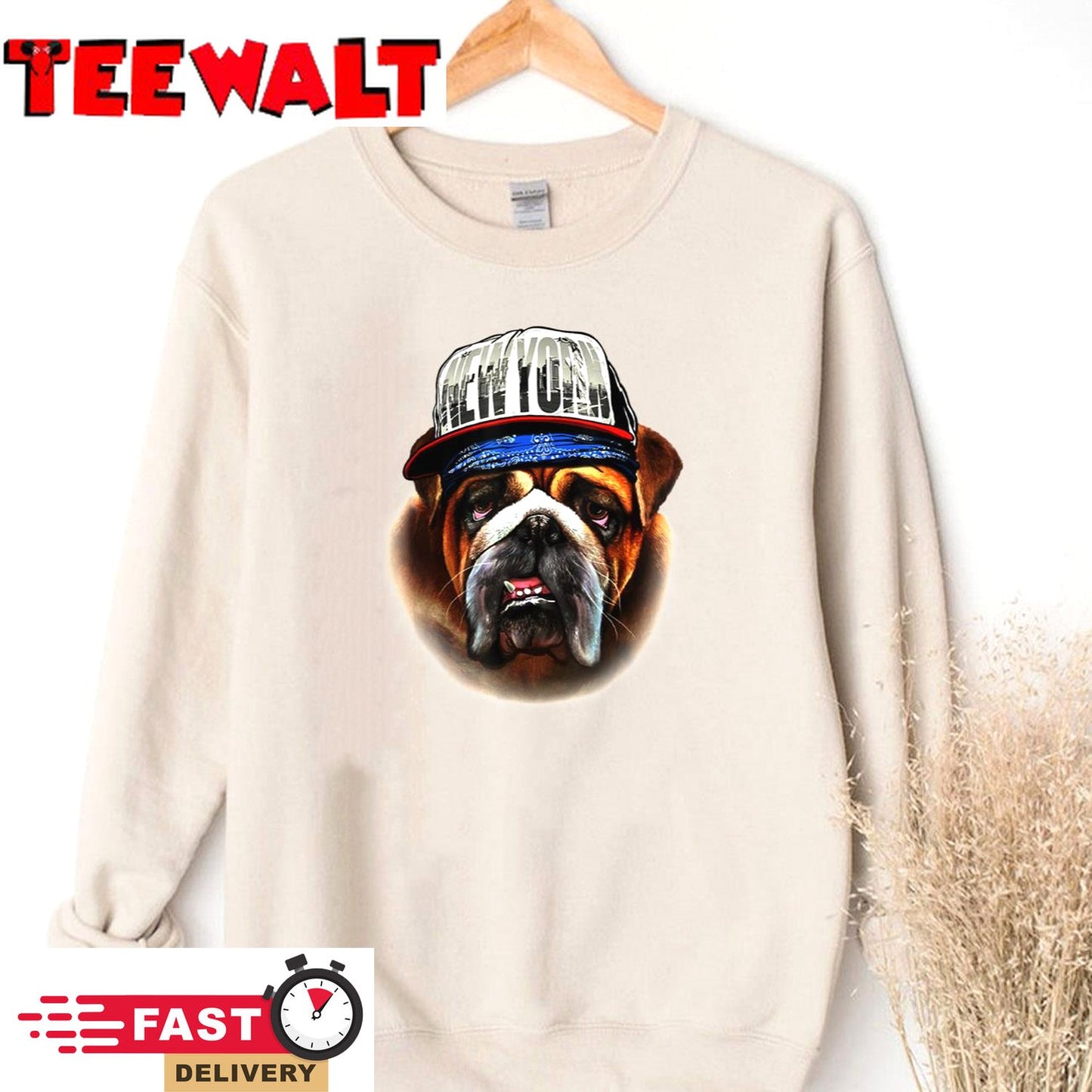 English Bulldog In New York Hip Hop Cap Dog Unisex T-Shirt