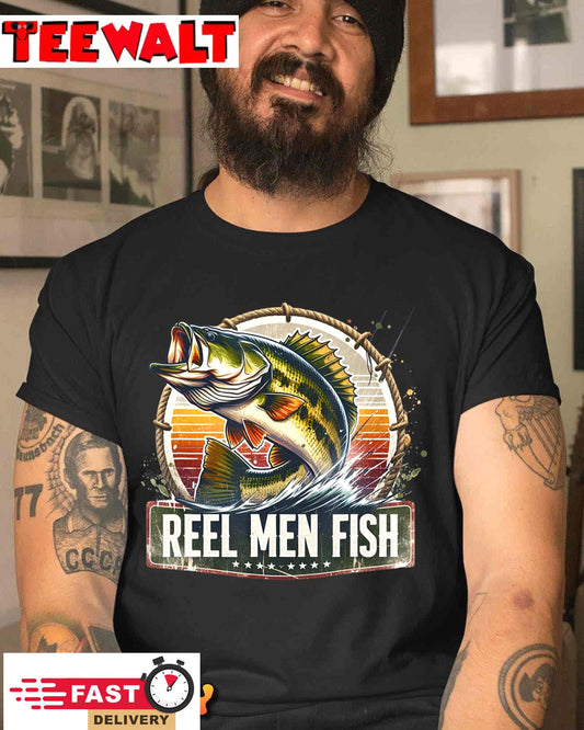 Reel Men Fish Bass Jumping Fishing  Outdoor Angler Apparel T-Shirt