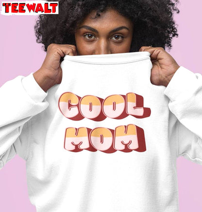 Cool Mom Gift For Mother S Day Shirt, Retro Sweater