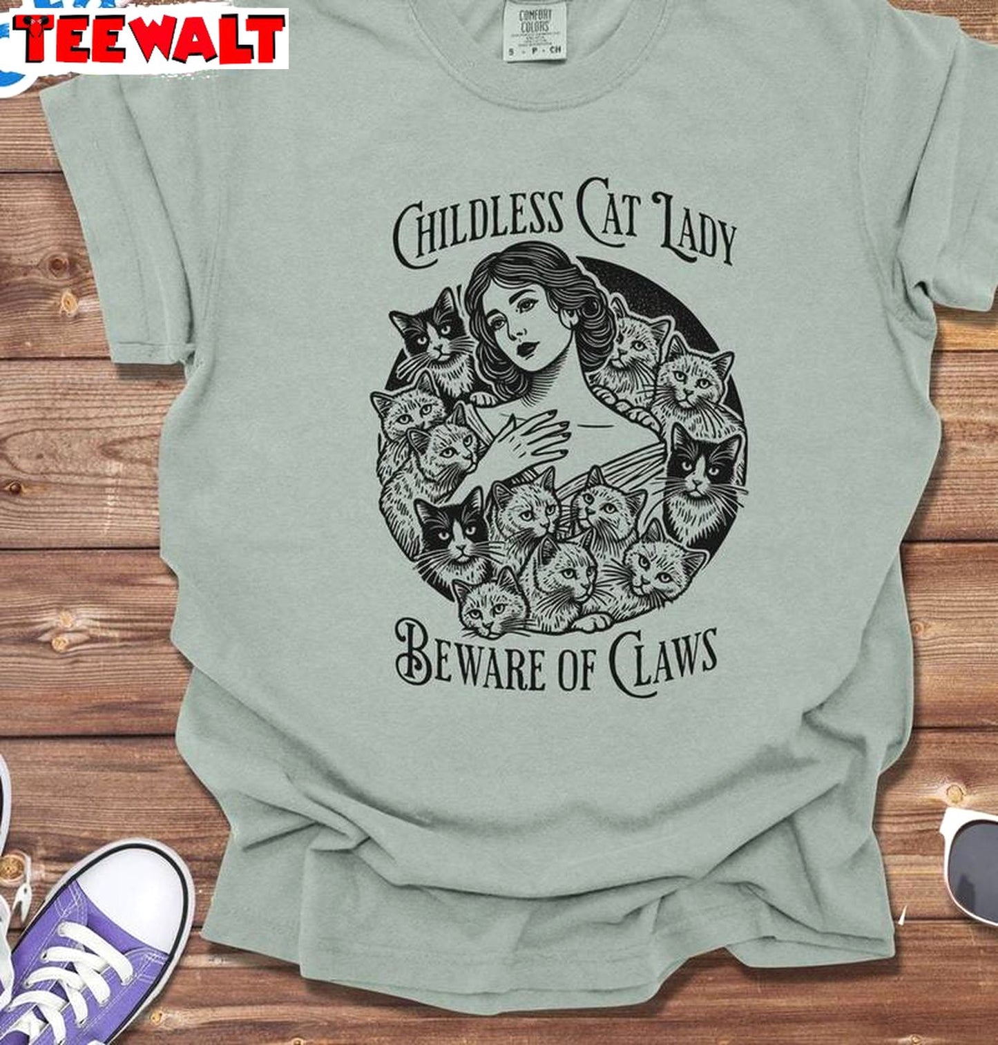 Elegant Childless Cat Lady Shirt, Beware Of Claws Short Sleeve Crewneck