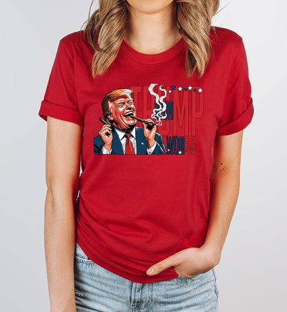 Trump Christmas - Funny President Trump Cartoon Shirt