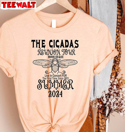 Creative Nature Lover Sweatshirt , New Rare Cicada Comeback Tour Shirt Sweater