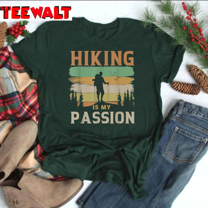 Hiking Is My Passion Retro Sunset Hiker Silhouette Unisex Hoodie