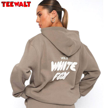 Trendy White Fox Hoodie, Awesome Long Sleeve Hoodie