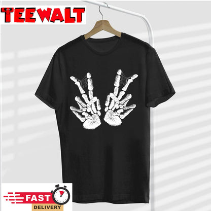 Peace Sign Bones Halloween Skeleton Hand Fingers T-Shirt