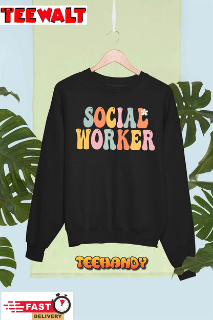 Social Worker Retro Groovy Vintage Happy First Day Of School T-Shirt