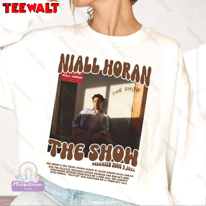 Cool Design Niall Horan Shirt, Must Have Niall Horan The Show Crewneck Long Sleeve