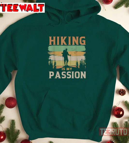 Hiking Is My Passion Retro Sunset Hiker Silhouette Unisex Hoodie