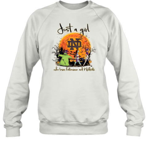 Just A Girl Who Love Halloween And Notre Dame Fighting Irish Football T-Shirt