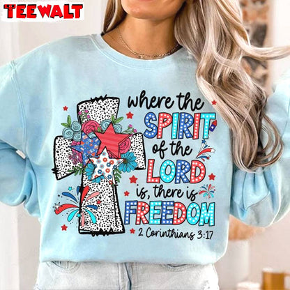 America Dalmatian , Trendy Where The Spirit Of The Lord Is There Is Freedom Shirt Hoodie