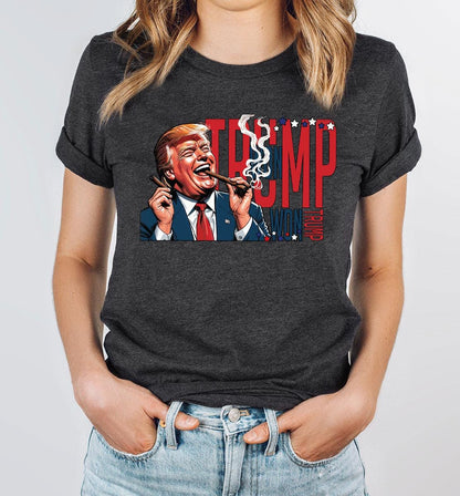 Trump Christmas - Funny President Trump Cartoon Shirt