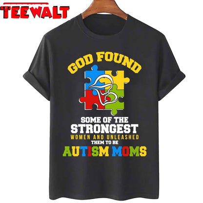 The Strongest Women Is Autism Mom Essential Unisex Sweatshirt